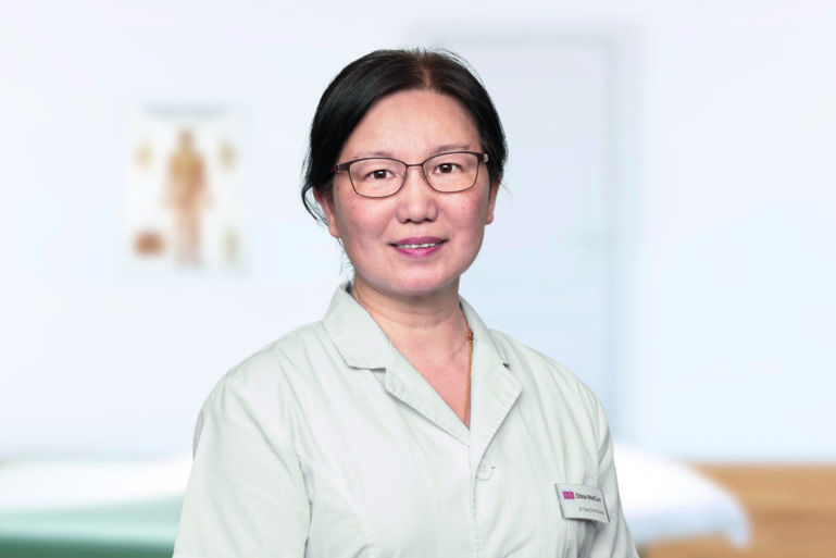 Dr. Fang CHAN-Dewar beginnt als TCM-Ärztin in Lyss